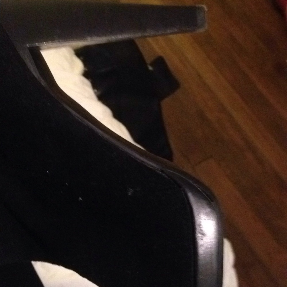 Suede Platform Boots - Picture 3 of 4